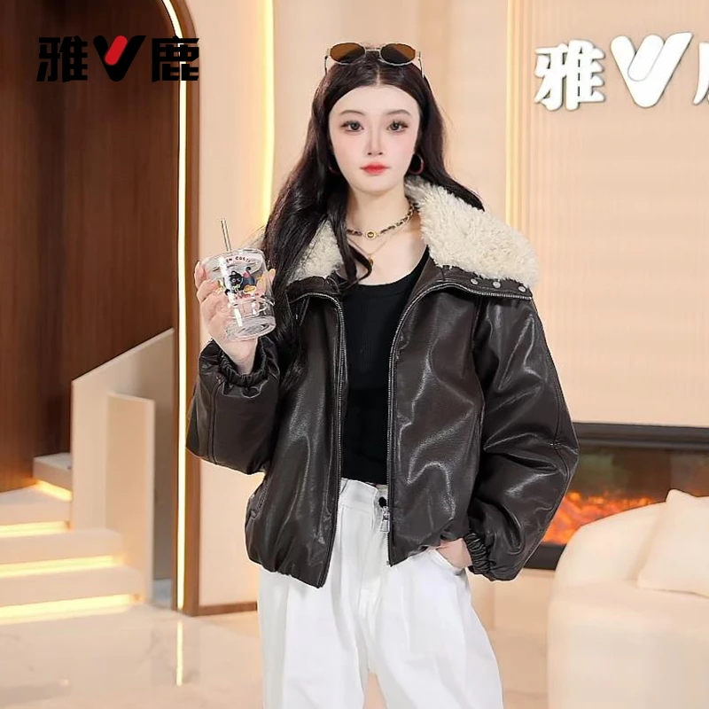 雅鹿时尚皮毛一体极简风女长袖翻领拼接薄款毛领女装网红冬装