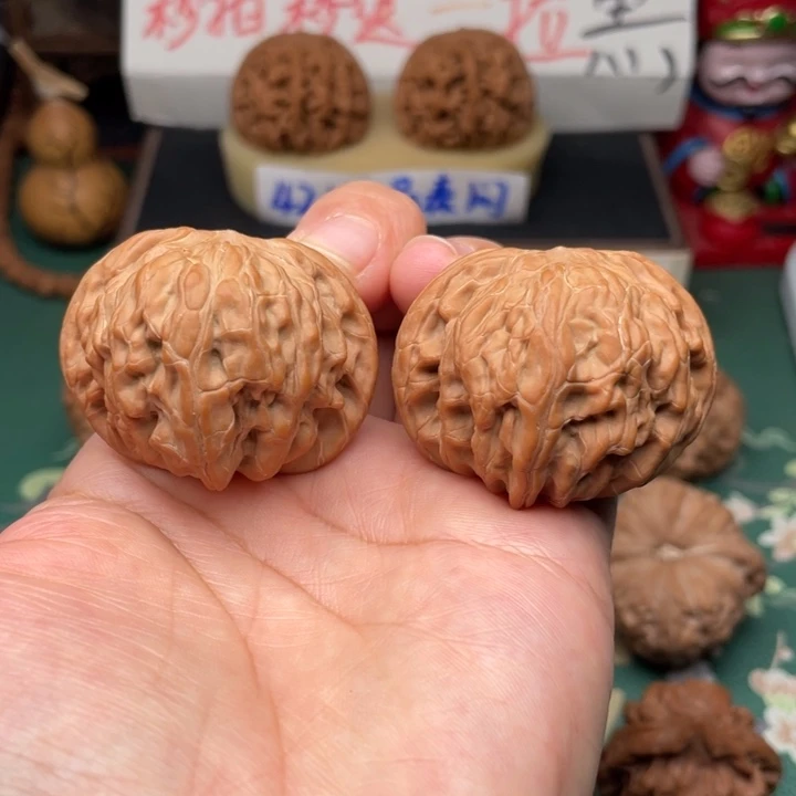 【闪购商品】把件文玩核桃42.5全品正磨