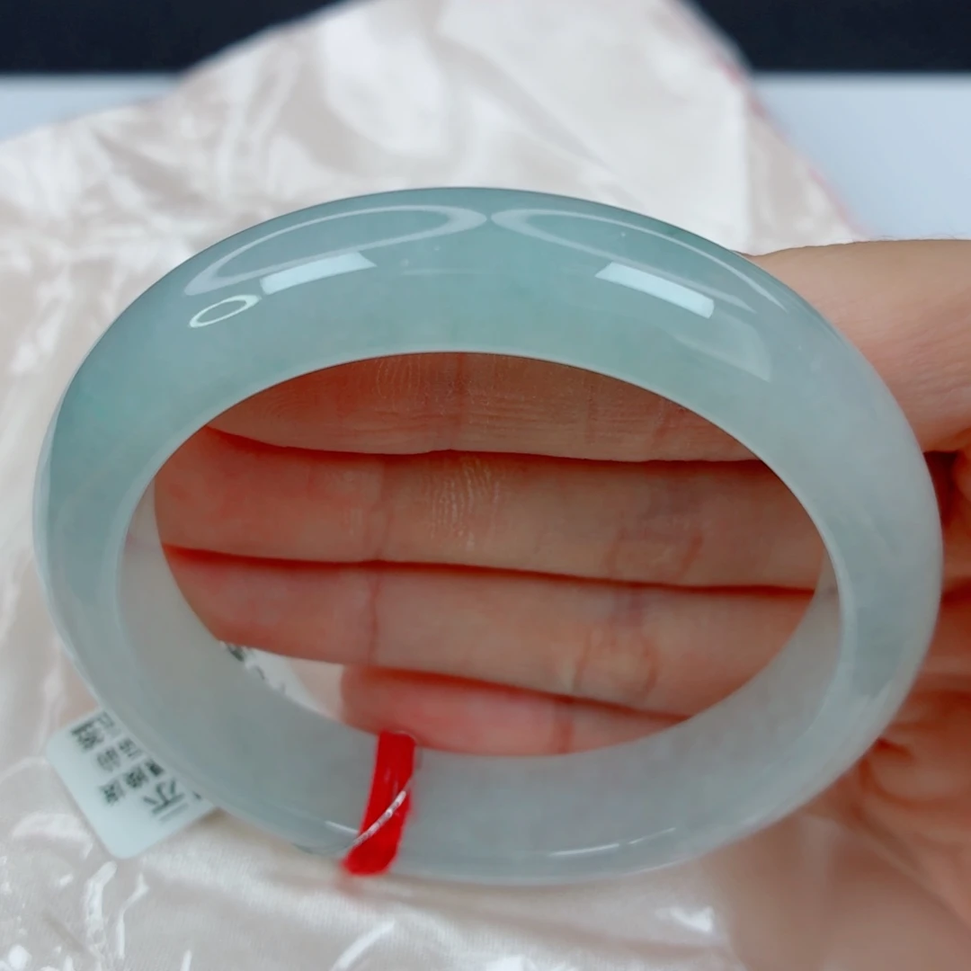 翡翠未镶嵌手镯55.8正圈，冰感好，016