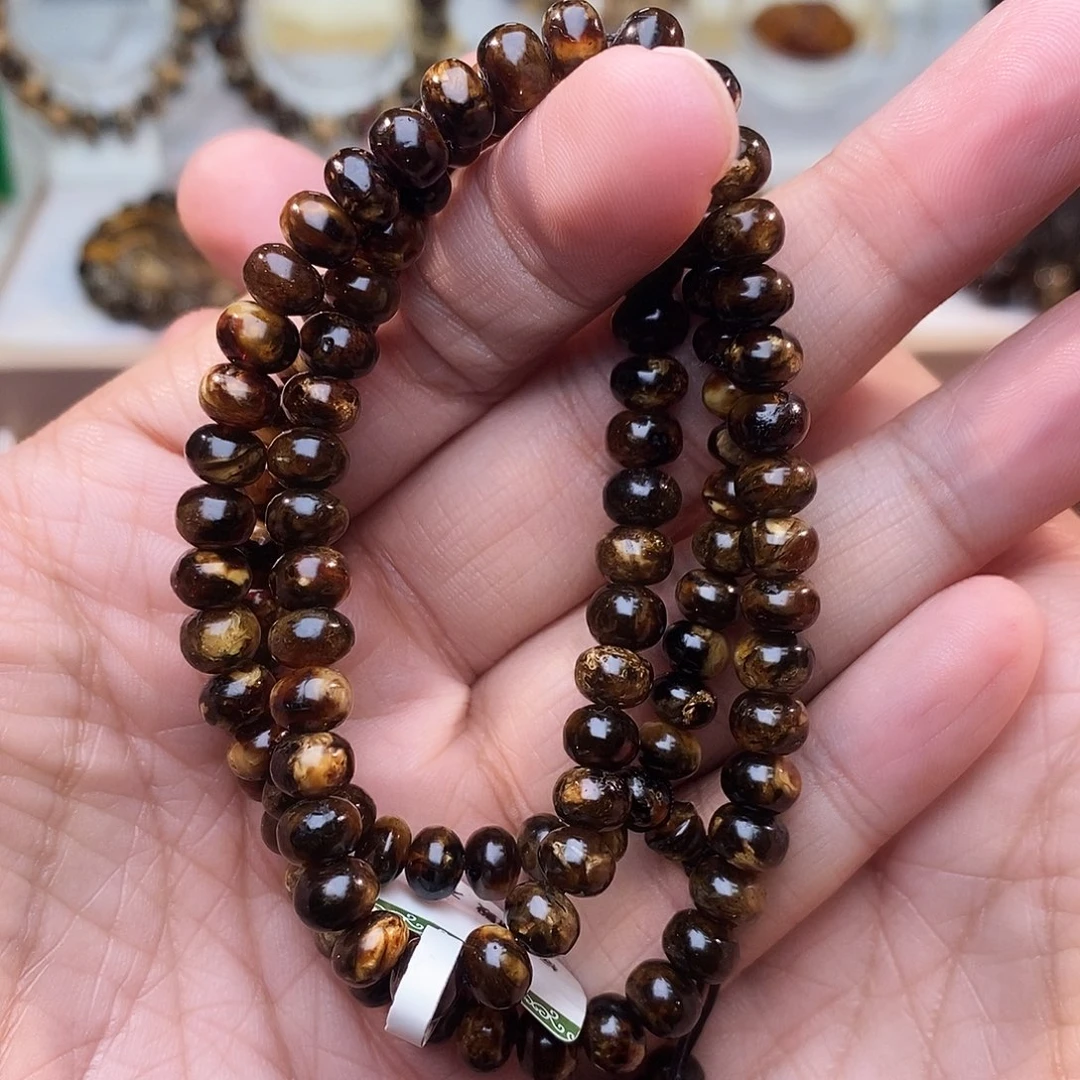 琥珀未镶嵌裸石6泥