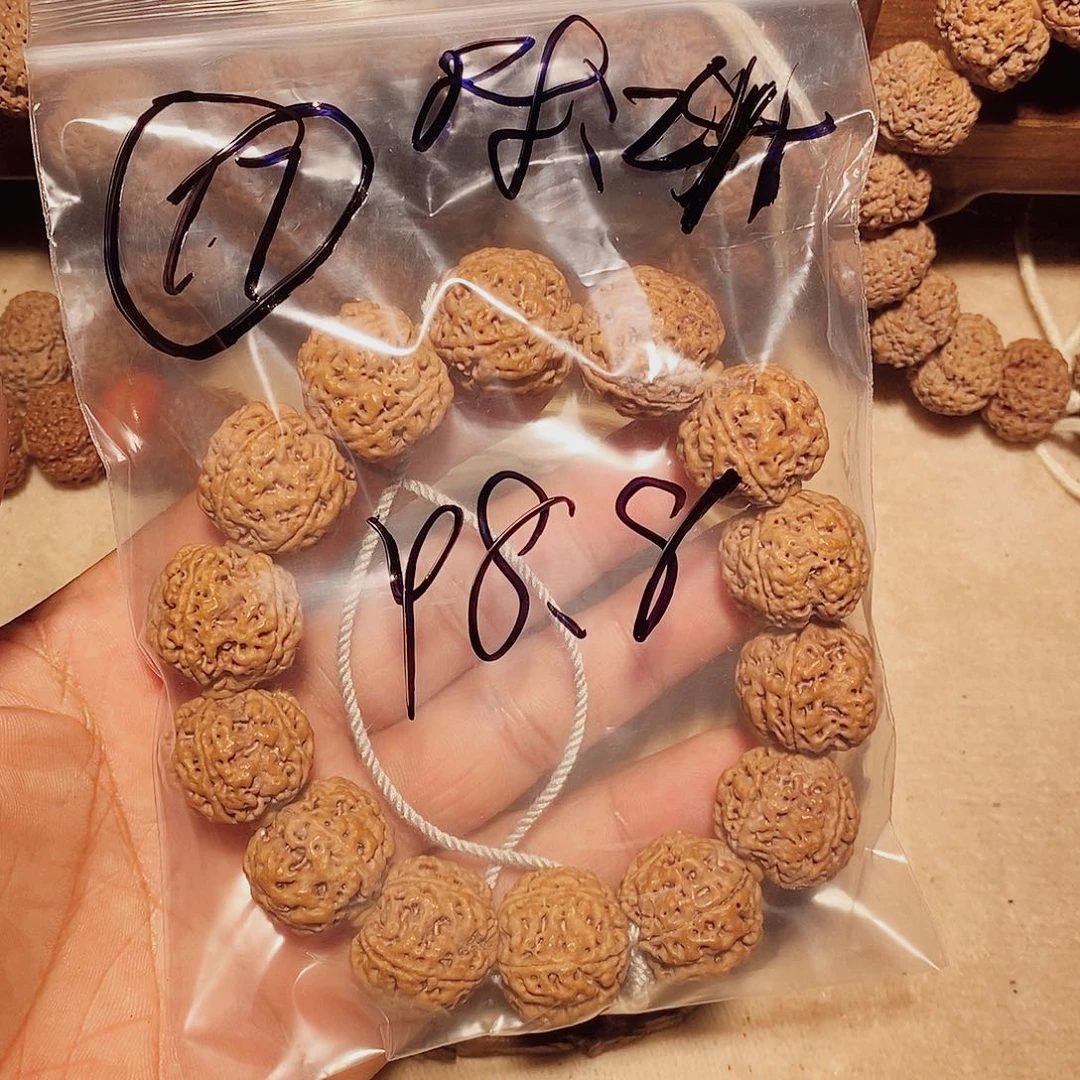 手串金刚菩提17。
