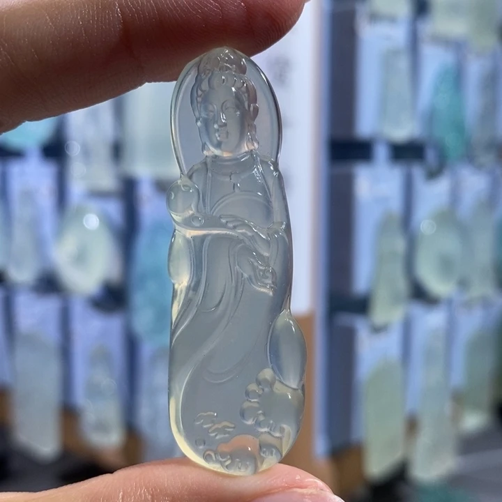 岫玉未镶嵌颈饰吊坠