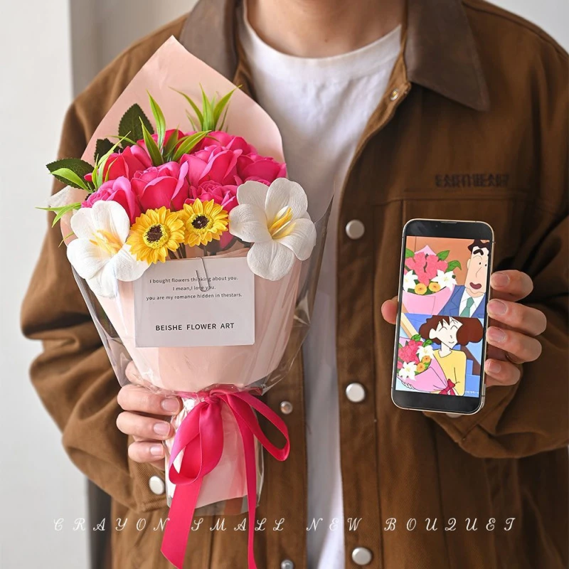 成品蜡笔小新广志的花束礼物玫瑰永生花生日礼物母亲节订婚花束JY