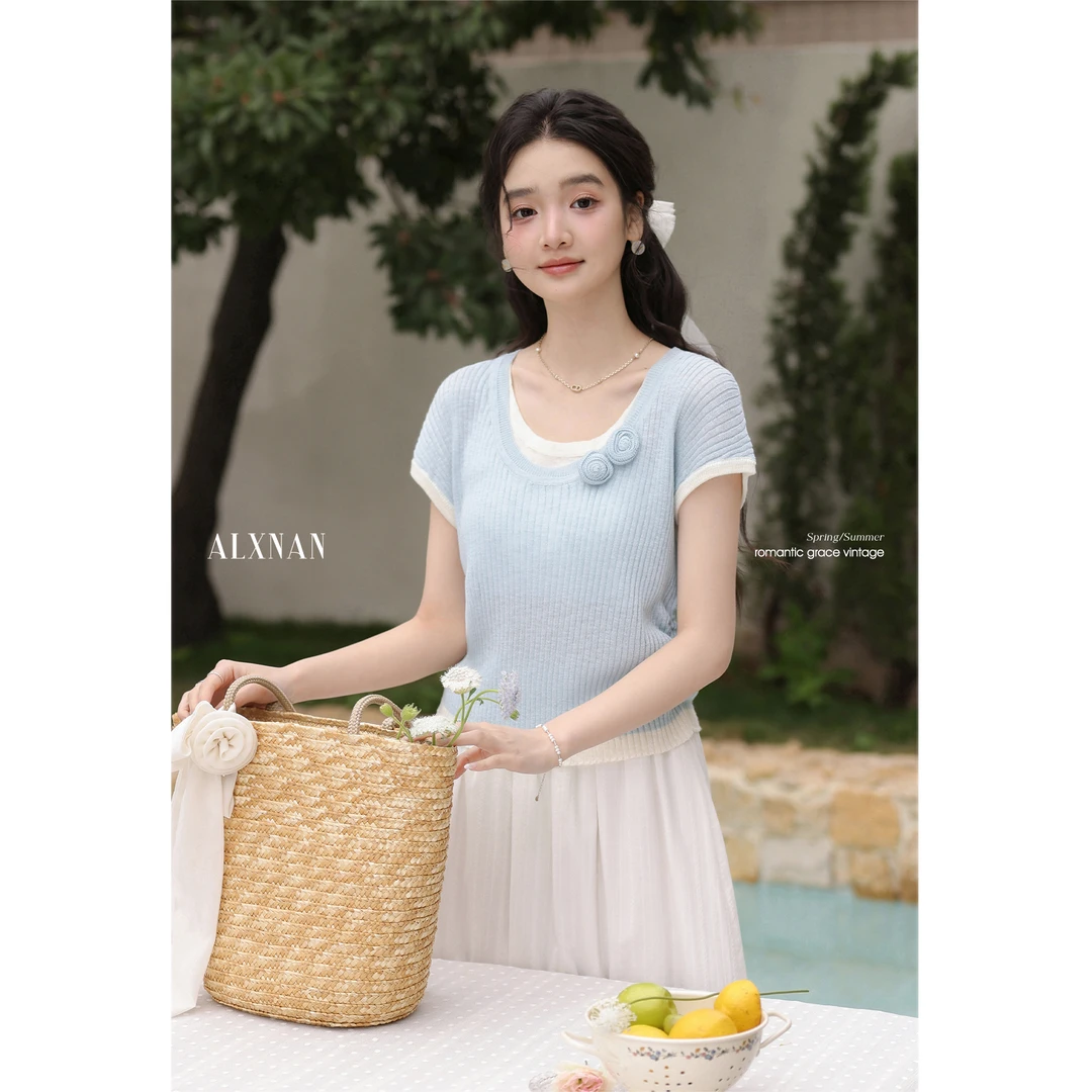 鹿向南「粉丝福利」浅蓝色假两件针织衫女时尚通勤上衣L55007