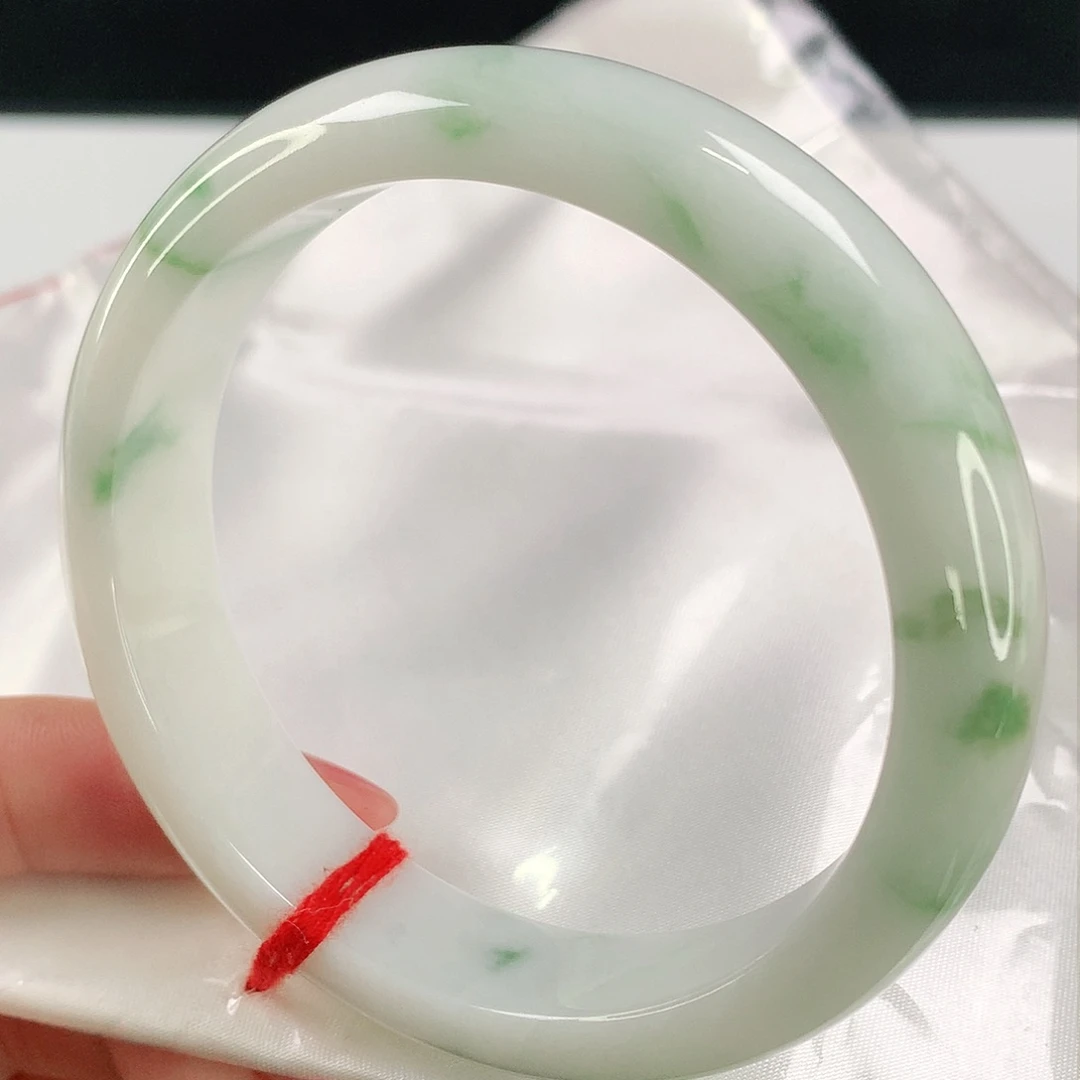 未镶嵌手镯翡翠819