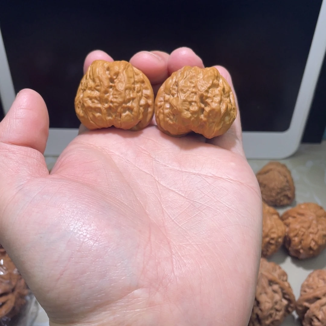 把件文玩核桃37尺蛤蟆头一对儿