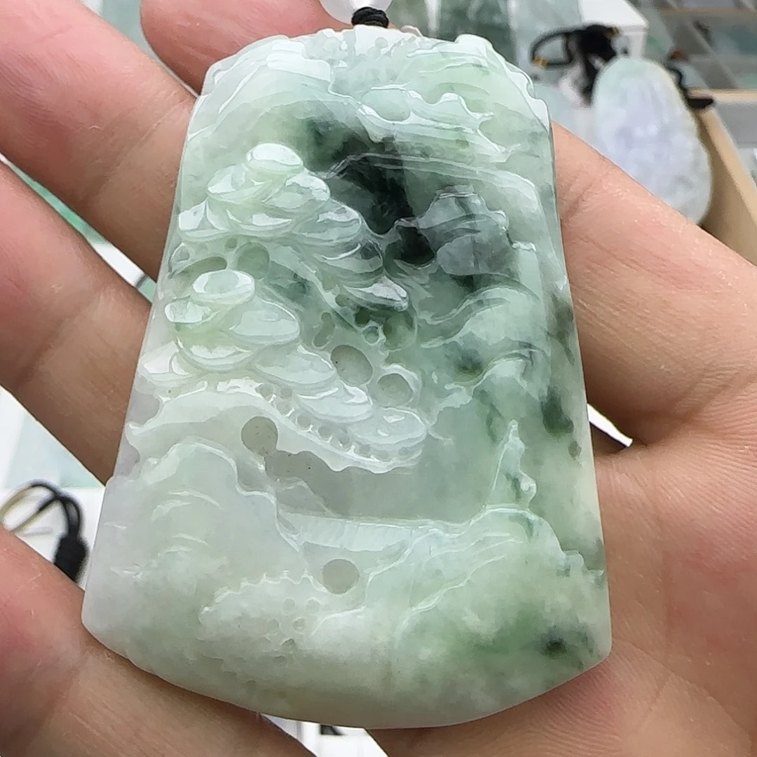 翡翠未镶嵌颈饰翡翠