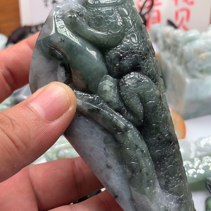 翡翠未镶嵌颈饰保真天然a货翡翠