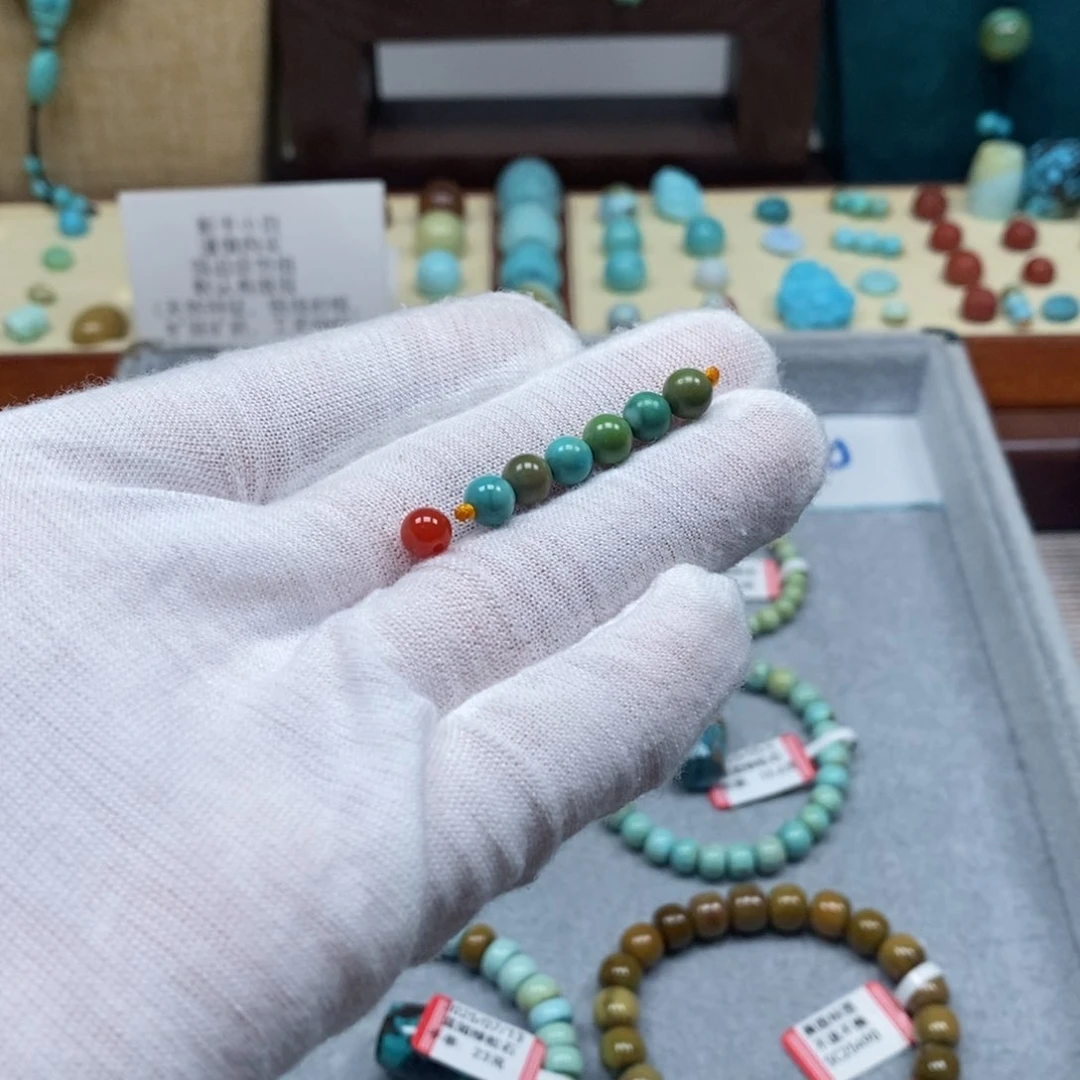 未镶嵌配饰南红玛瑙