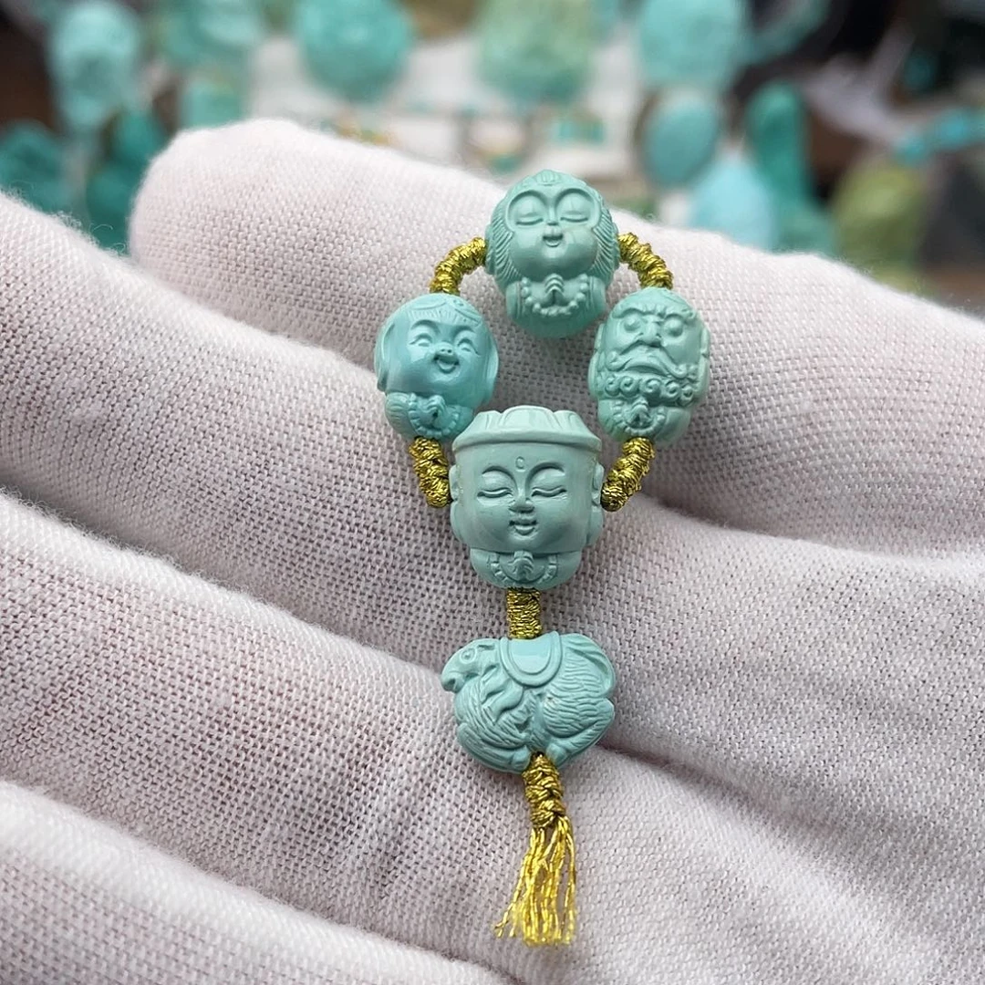 绿松石未镶嵌颈饰