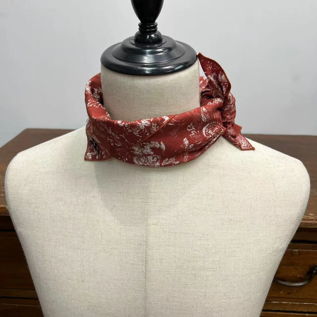 ini 百搭时尚方巾 杂款 DM24B488