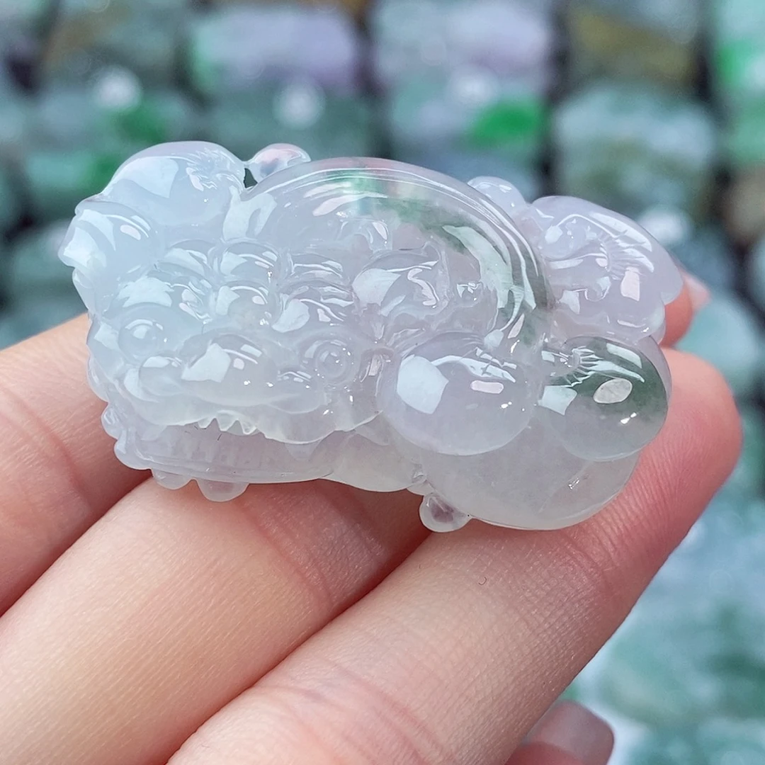 颈饰未镶嵌翡翠天然