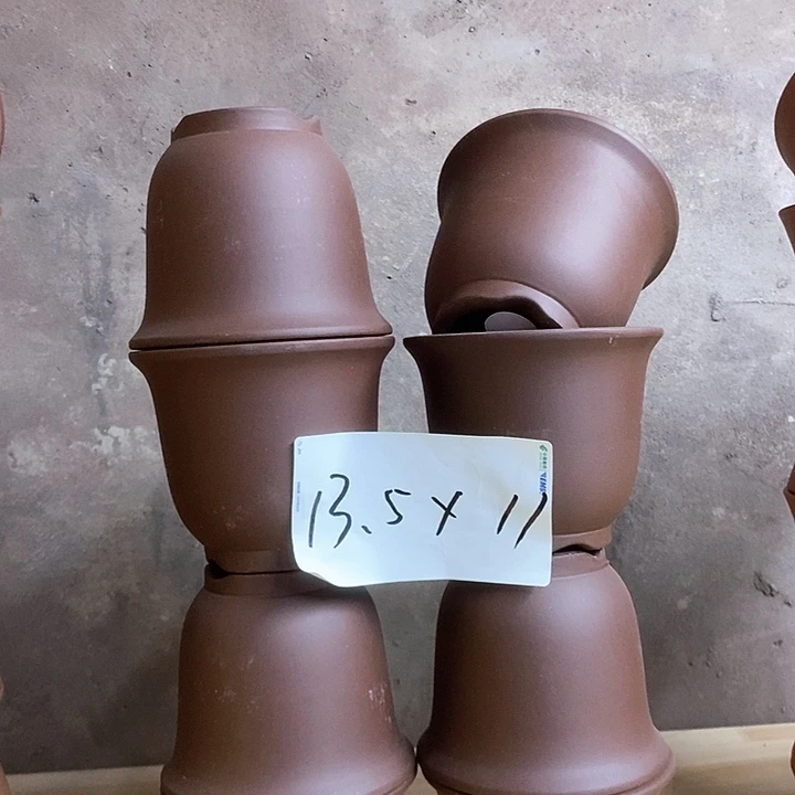 花盆紫砂我在外面