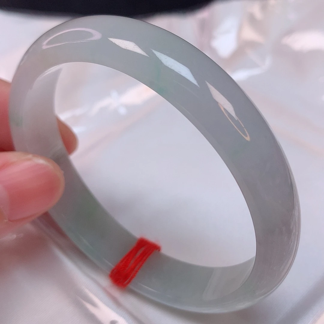 翡翠手镯（贵妃镯）未镶嵌56