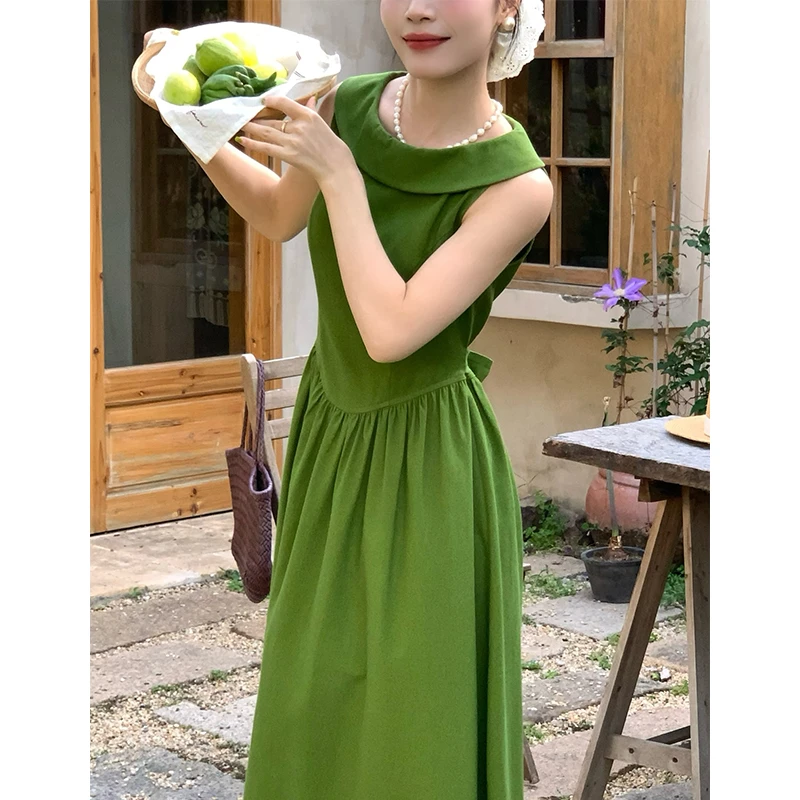 三个裁缝【绿调】法式复古绿色无袖气质收腰连衣裙女夏季07072W显瘦