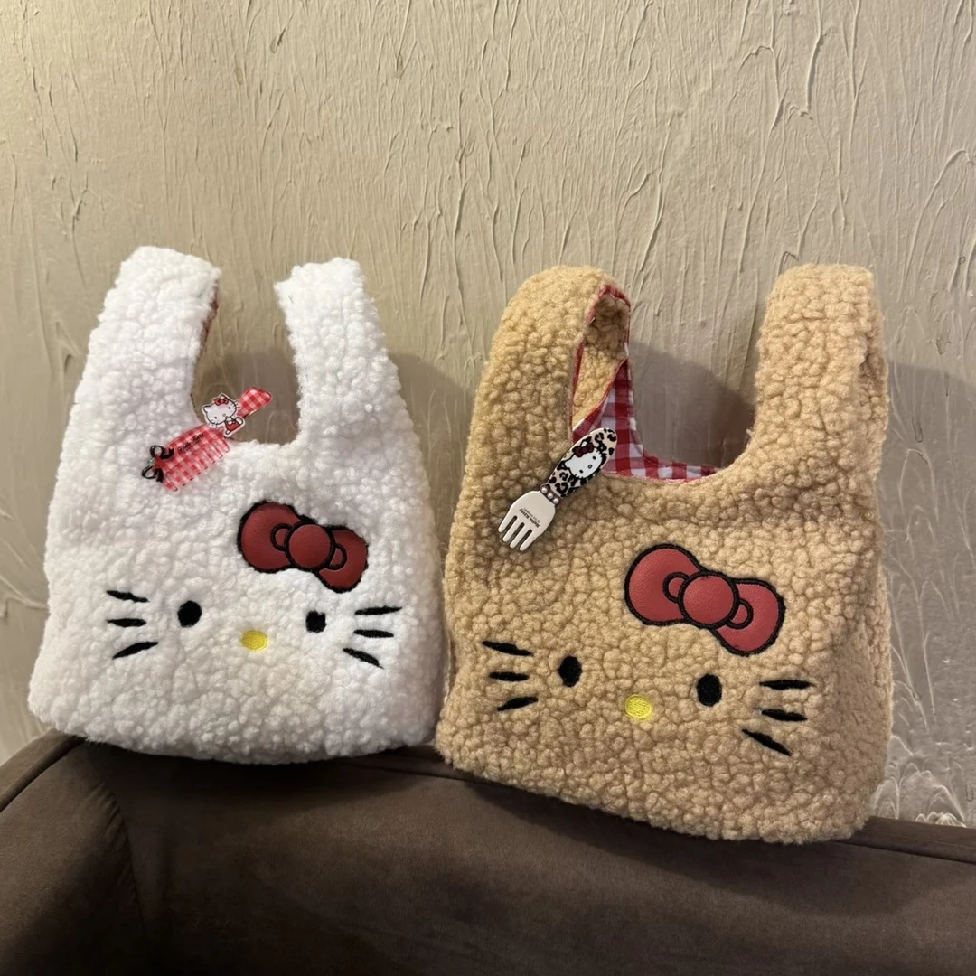 原创小菜篮手腕包~奶fufu羊羔绒日常出门轻巧可爱kitty手提收纳包