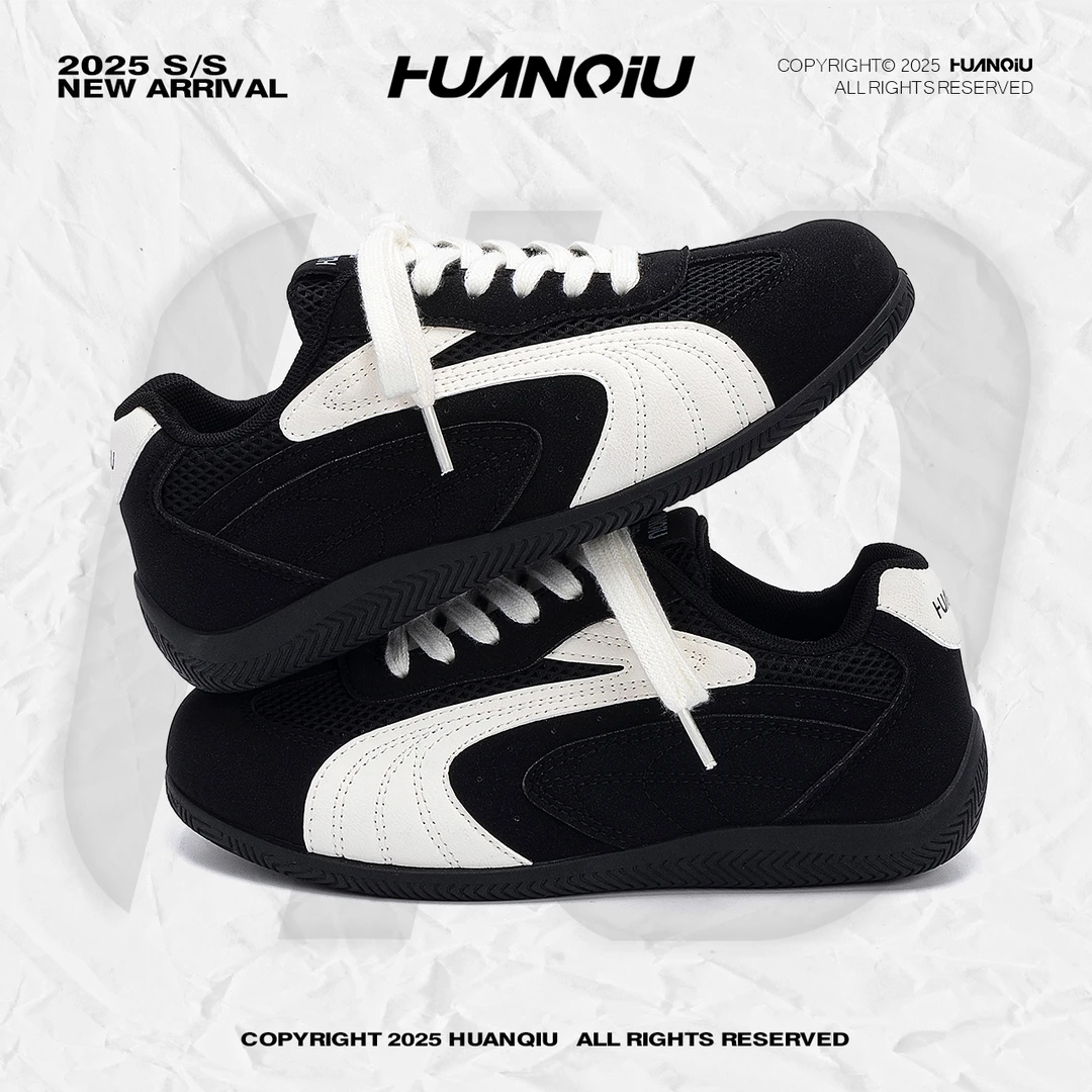 环球隐形内增高情侣赛车鞋2025秋季新款百搭鞋子女轻便透气德训鞋