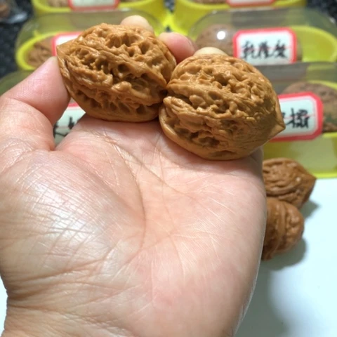 文玩核桃吊坠夜**雨大沽石