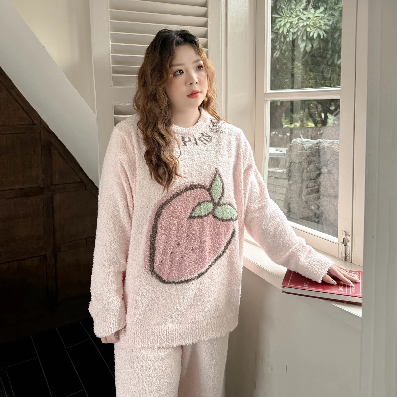 TZ6759大码女装【暖冬毛绒睡衣】可爱减龄草莓提花保暖家居服套装