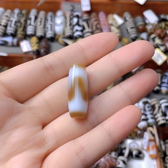 未镶嵌颈饰玛瑙/玉髓