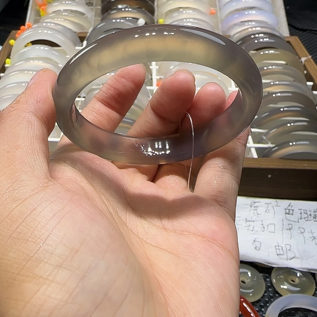手镯玛瑙/玉髓未镶嵌58灰冰