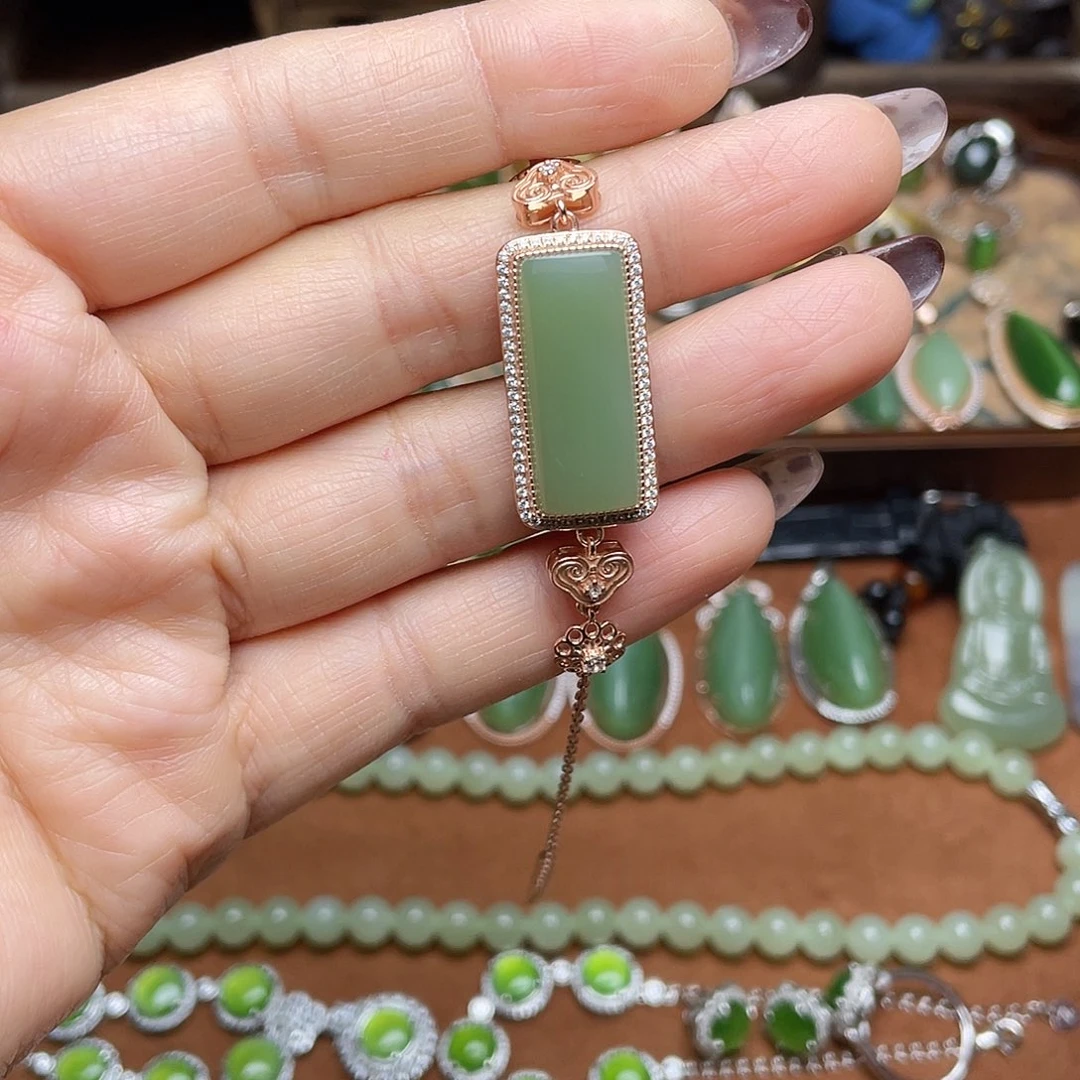 和田玉（碧玉）银S925镶嵌吊坠(不含链)手链