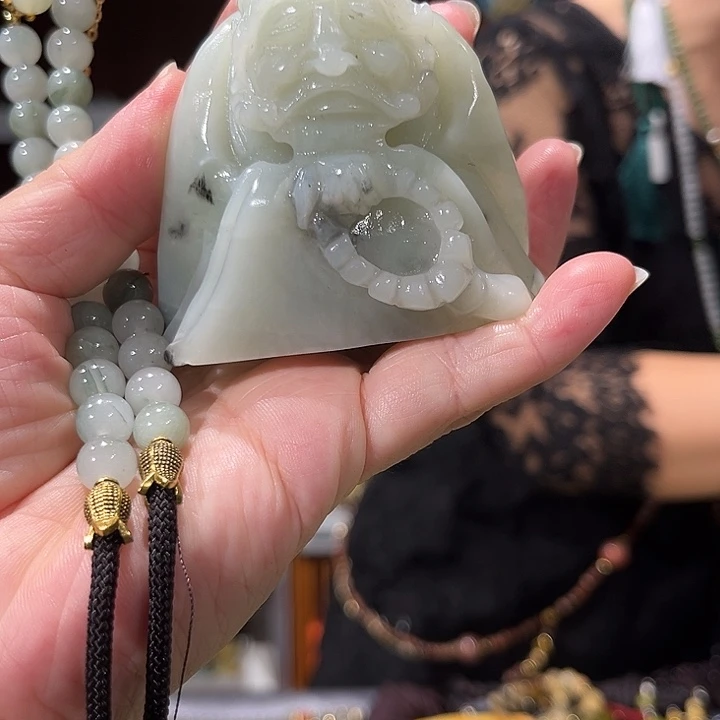 未镶嵌岫玉毛衣链