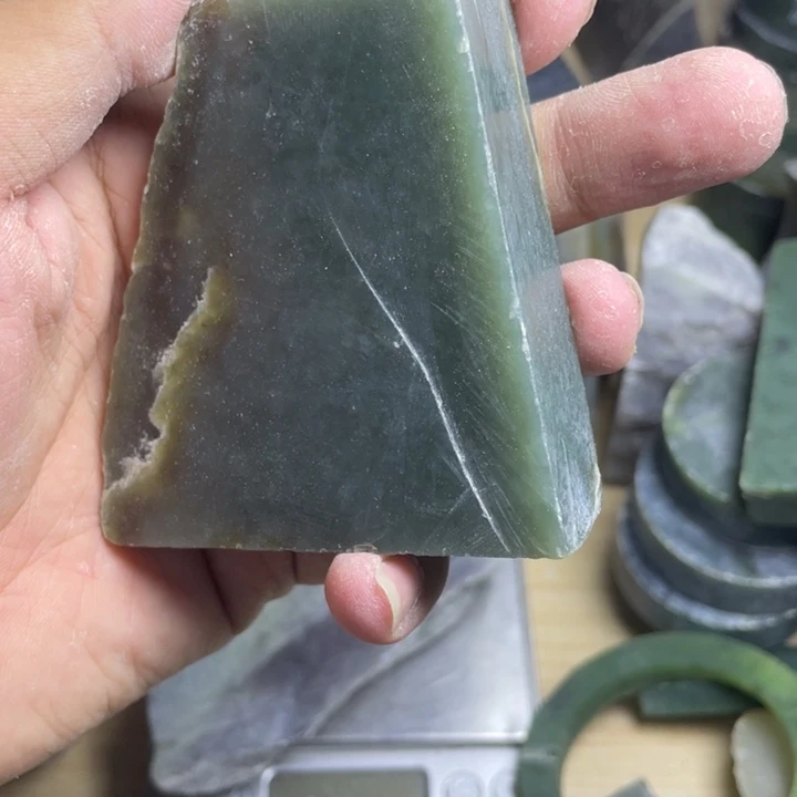 未镶嵌和田玉珠宝半成品