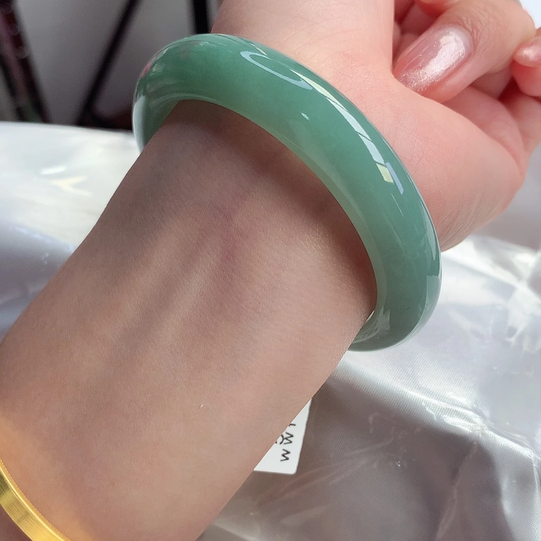 翡翠手镯未镶嵌天然A货翡翠53/54性价比超高