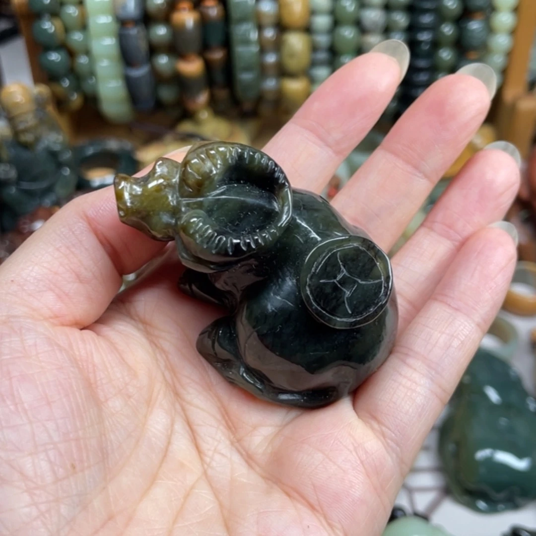 【闪购商品】岫岩河磨玉（透闪石质玉）未镶嵌把件