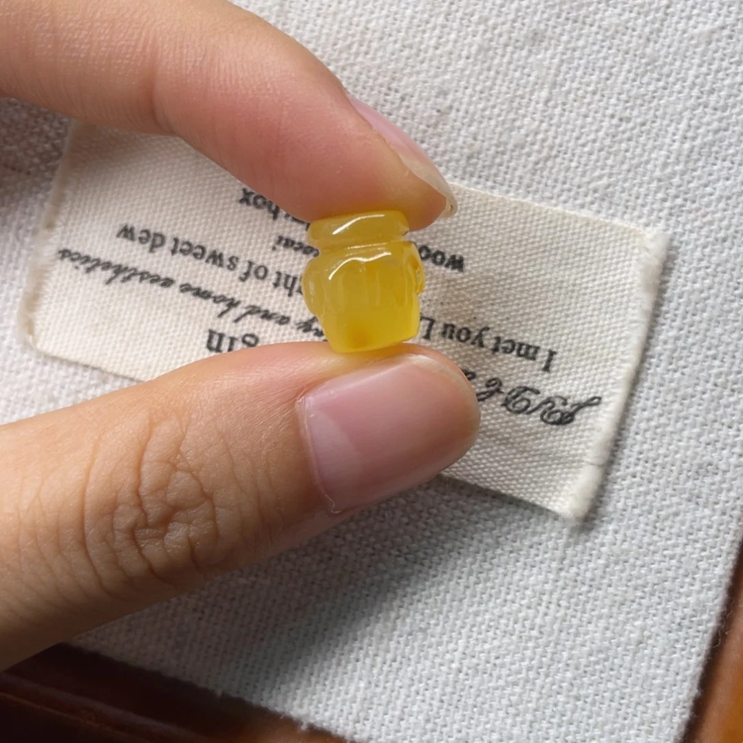 未镶嵌琥珀裸石蜜罐