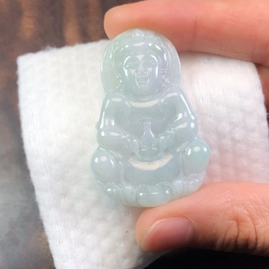 翡翠未镶嵌颈饰缅甸A货，每天下午1点半开播