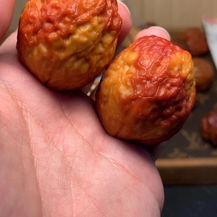 文玩核桃把件41七彩二龙戏珠