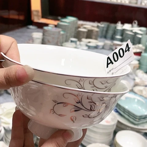 瓷004面碗2个………………