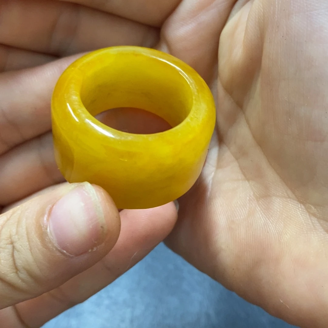 白玉菩提吊坠摆件