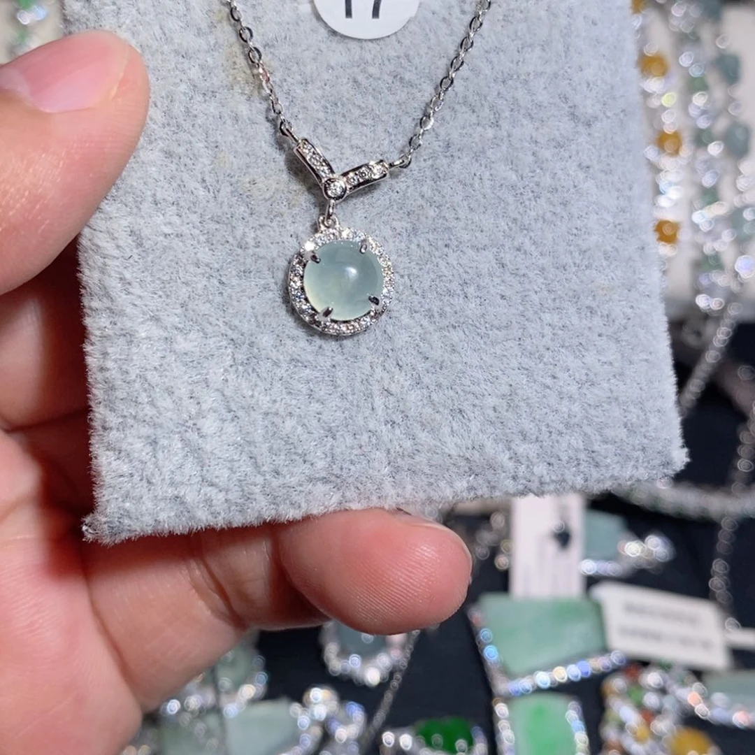 翡翠银S925镶嵌颈饰j j k k