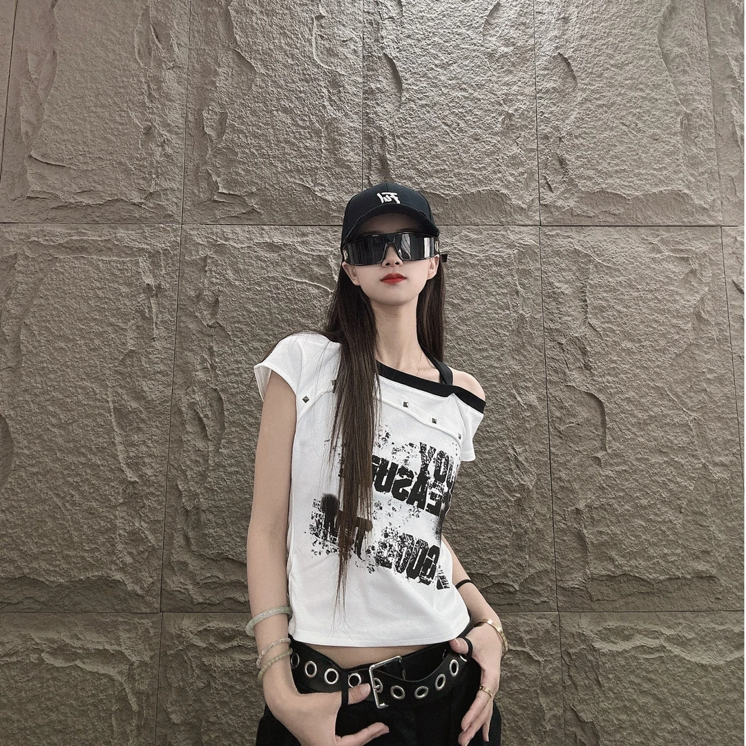 DL8804美式复古辣妹斜肩短袖T恤女修身显瘦百搭挂脖上衣甜辣街头