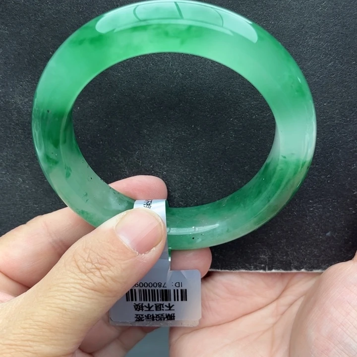 石英质玉未镶嵌手镯58.1