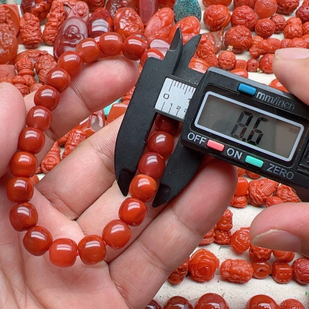 南红玛瑙配饰未镶嵌