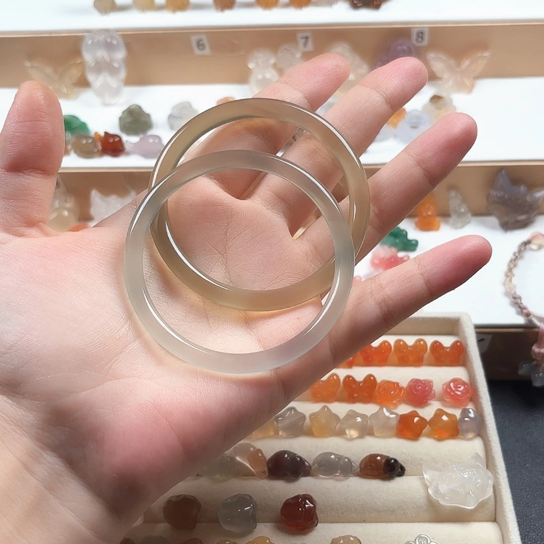 微***.玛瑙/玉髓未镶嵌颈饰