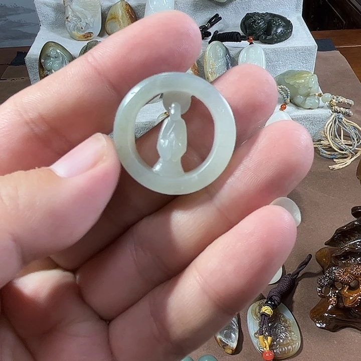 和田玉未镶嵌挂件