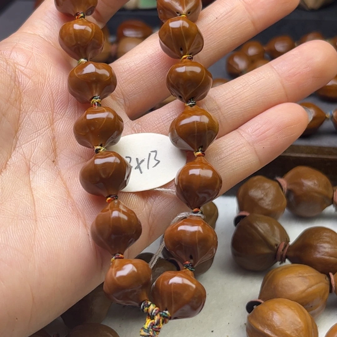 用***9橄榄核手串/手链1.3*1.3原皮去霜蜜桃臀铁核精品