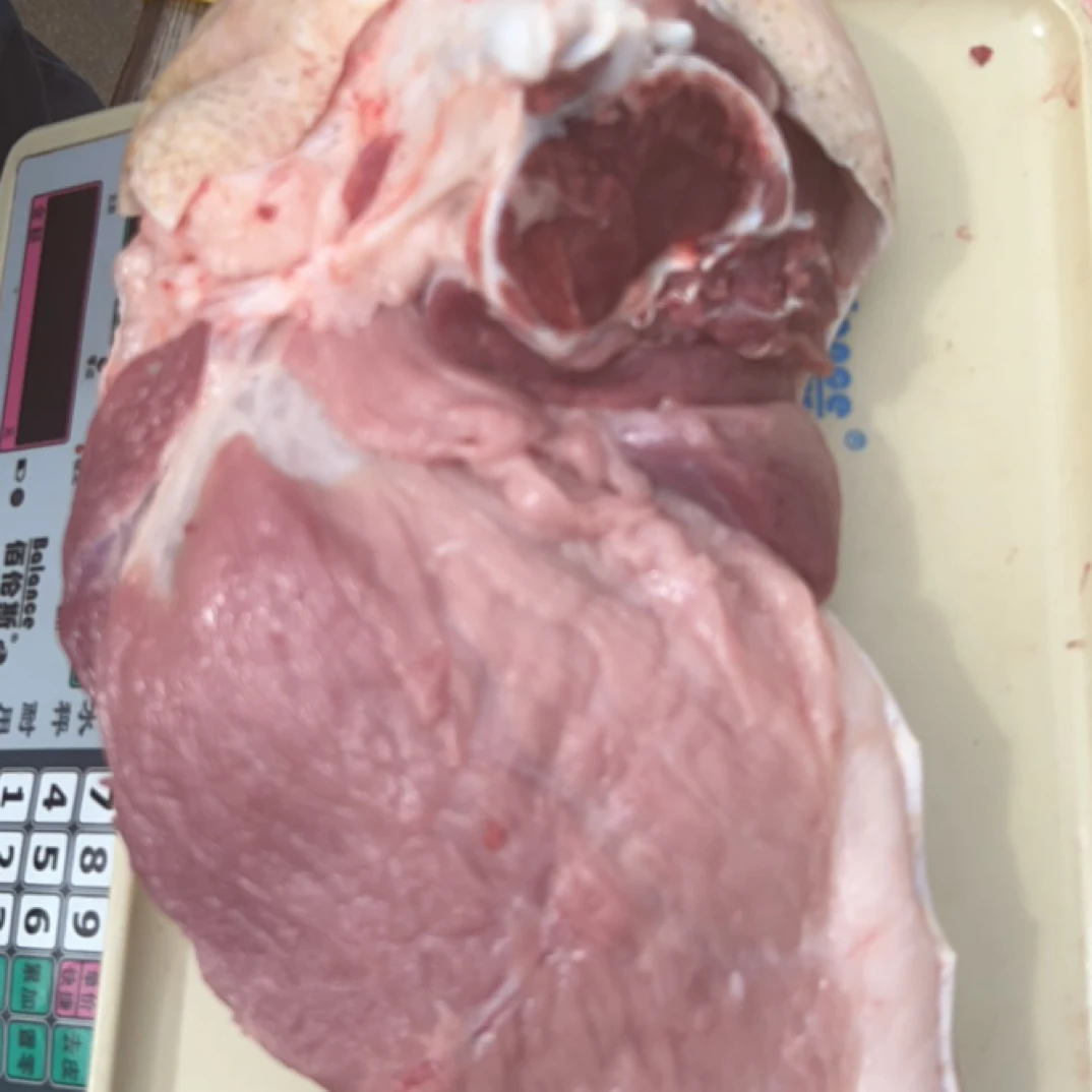 土猪肉黑毛猪肉后腿肘子