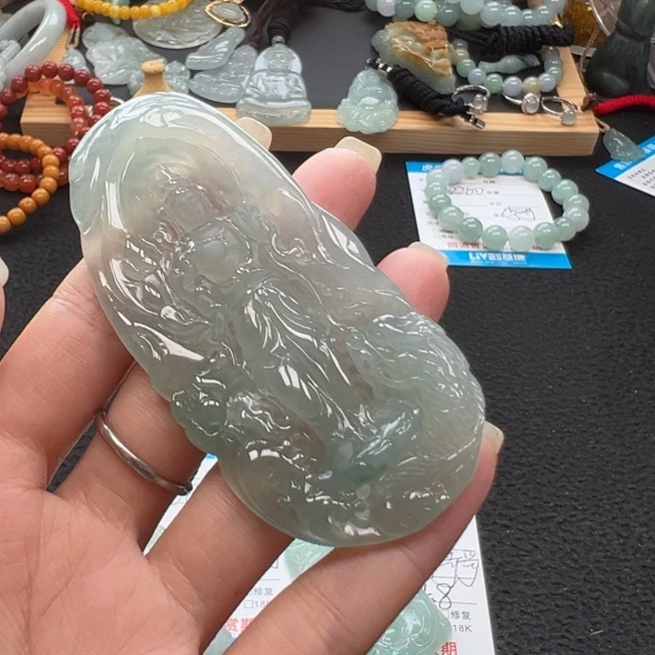 翡翠未镶嵌颈饰天然A货缅甸翡翠