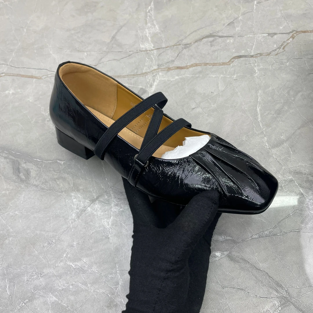 e (孤品)  37码单鞋女 (牛皮)f2677