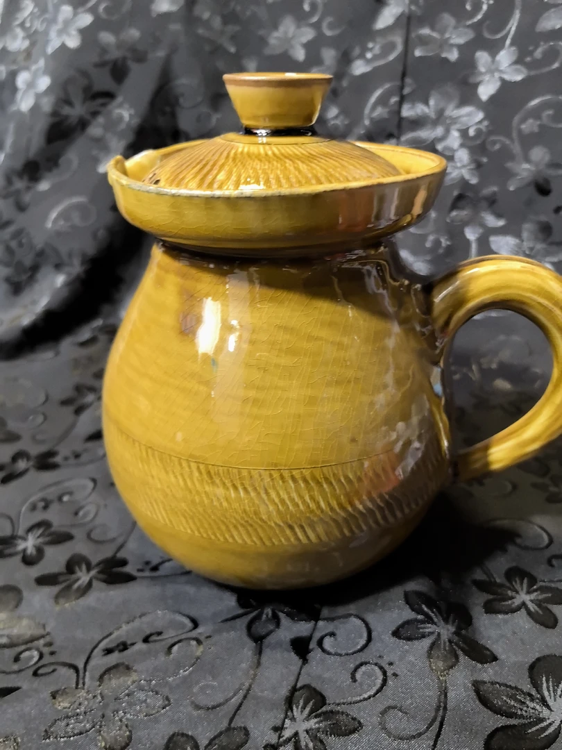 纯手工纯土陶大泡茶壶，容水量1000毫升左右