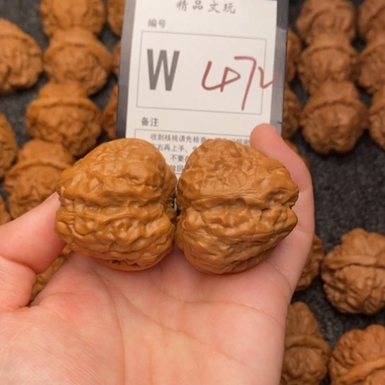 吊坠桃核我是第一百39