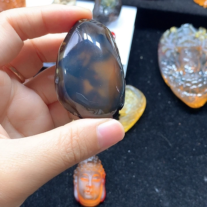 琥珀未镶嵌裸石金底原皮蛋黄溶洞