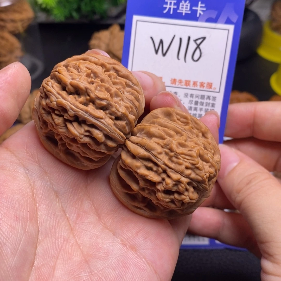 把件桃核42全品四座楼、w118
