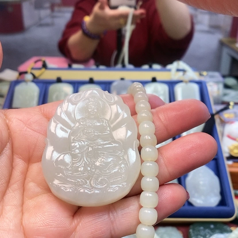 【闪购商品】和田玉颈饰未镶嵌姣*